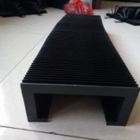 強(qiáng)磁機(jī)床防護(hù)罩柔性可伸縮式風(fēng)琴防護(hù)罩粘貼式防塵罩