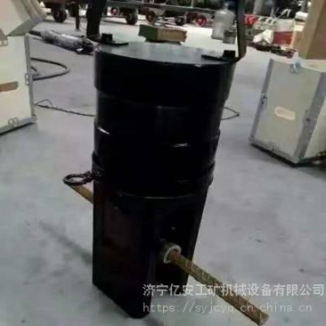凈水劑運(yùn)輸車食用油運(yùn)輸車二手罐裝車