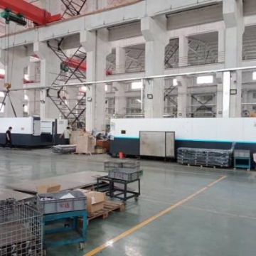 廣東深圳新品熱銷(xiāo)8芯金屬卡扣配電箱充電