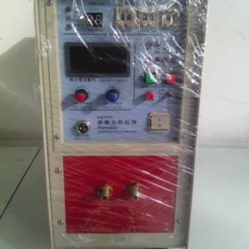 供應(yīng)碳鋼螺絲加熱機，不銹鋼螺絲加熱機，緊固件加熱粘膠機設(shè)備