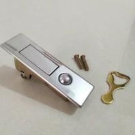 紗窗彈跳鎖原理