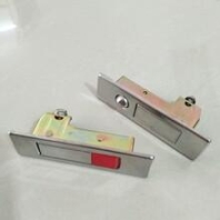 消防箱彈跳鎖安裝