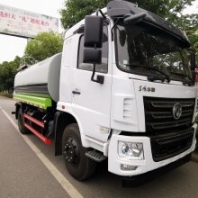 東風華神F5灑水車_國六華神12方噴灑車價格_12綠化沖洗車報價