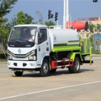國六小多利卡綠化噴灑車_5方噴灑車多少錢