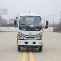 國六5方綠化噴灑車多少錢_5噸30米多功能噴霧車價格