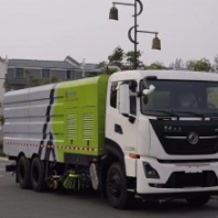 環(huán)衛(wèi)處清掃車(chē)司機(jī)找***好的慶鈴5噸道路掃路車(chē)制造商304不銹鋼