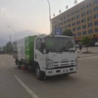 國(guó)六五十鈴慶鈴 CSC5070TSLW6型掃路車(chē) 5方 8方 園區(qū)道路清掃車(chē)***