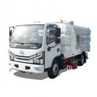 江鈴4方掃路車 灑水吸塵兩用車、用于景區(qū)、物業(yè)、學校、城鄉(xiāng)路面清掃