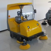 廊坊道路清掃車(chē)報(bào)價(jià)半封閉自動(dòng)掃地機(jī)廠家直銷