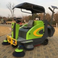 工廠主干道落葉灰塵渣土清掃車 自卸款半封閉式三朋掃地機(jī)1850