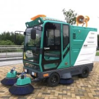 智慧廠區(qū)道路渣土灰塵落葉掃地機(jī) 四輪三朋款全能王道路清掃車
