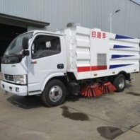 國(guó)六藍(lán)牌東風(fēng)多利卡5方 CSC5045TSL6型掃路車(chē) 社區(qū)路面清掃車(chē) 廠區(qū)道路寶 碼頭吸塵車(chē)