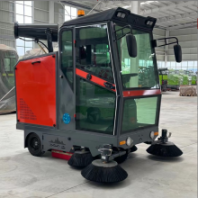 桂航多功能五刷YX-G20E清掃車用于車間、街道、工業(yè)等場所