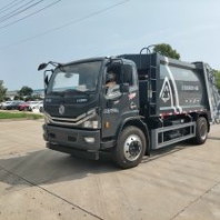 10/12方壓縮垃圾車(chē)北京哪里有賣(mài)報(bào)價(jià)多少錢(qián) 北京哪里有賣(mài)垃圾車(chē)