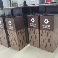 不銹鋼/鋁合金仿木紋工藝戶外垃圾桶制作安裝商家