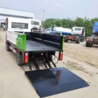奧萊電動垃圾轉(zhuǎn)運車 液壓尾板車 大型垃圾桶轉(zhuǎn)運