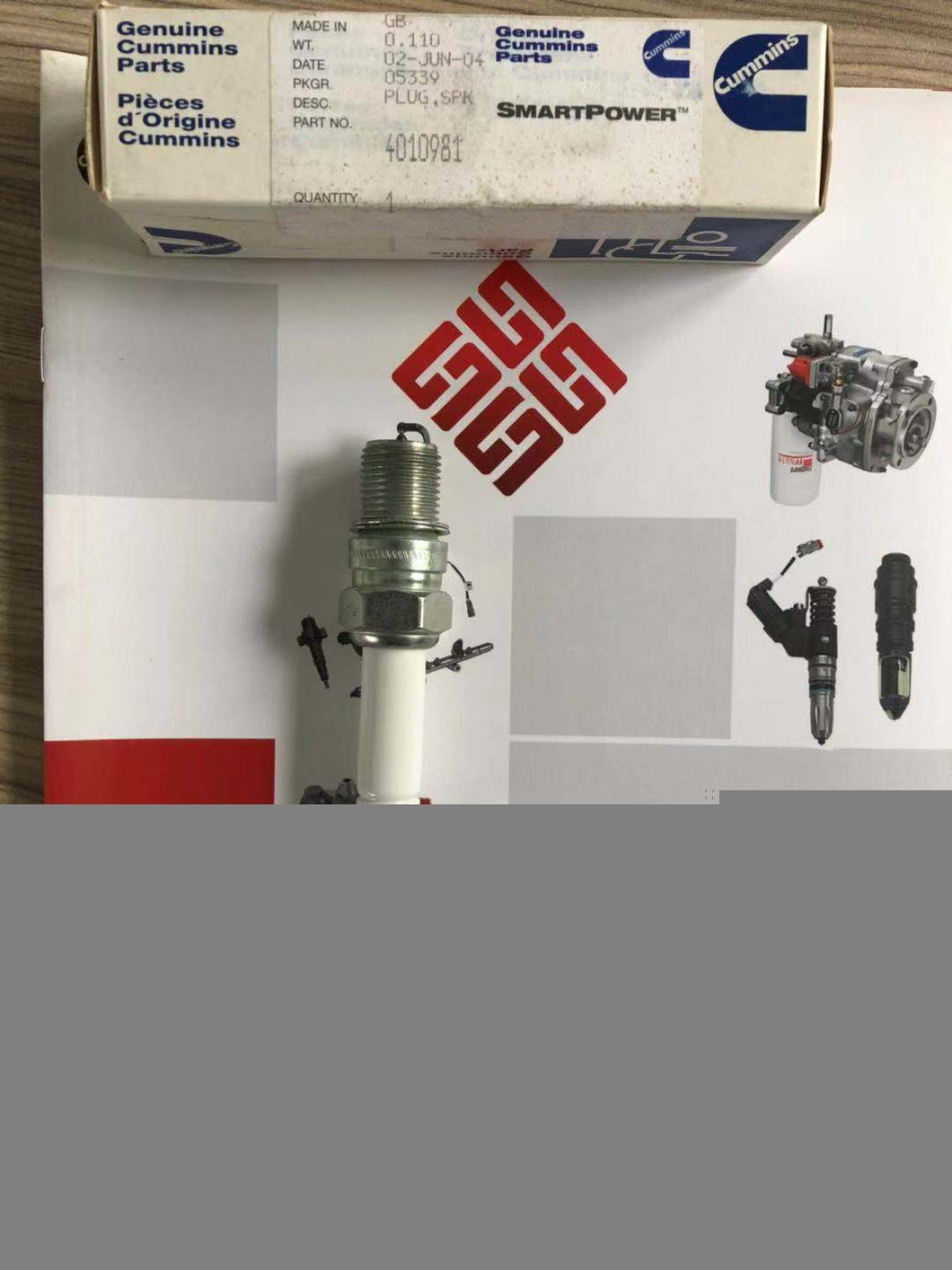QSV91火花塞4010981{進(jìn)口3.5折賣}康明斯4302738