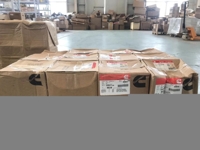 新疆徐工代理商：康明斯活塞組件4376245-QSX15帶環(huán)+銷+卡簧