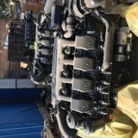 OM502青貯機奔馳發(fā)動機總成二手奔馳發(fā)動機總成