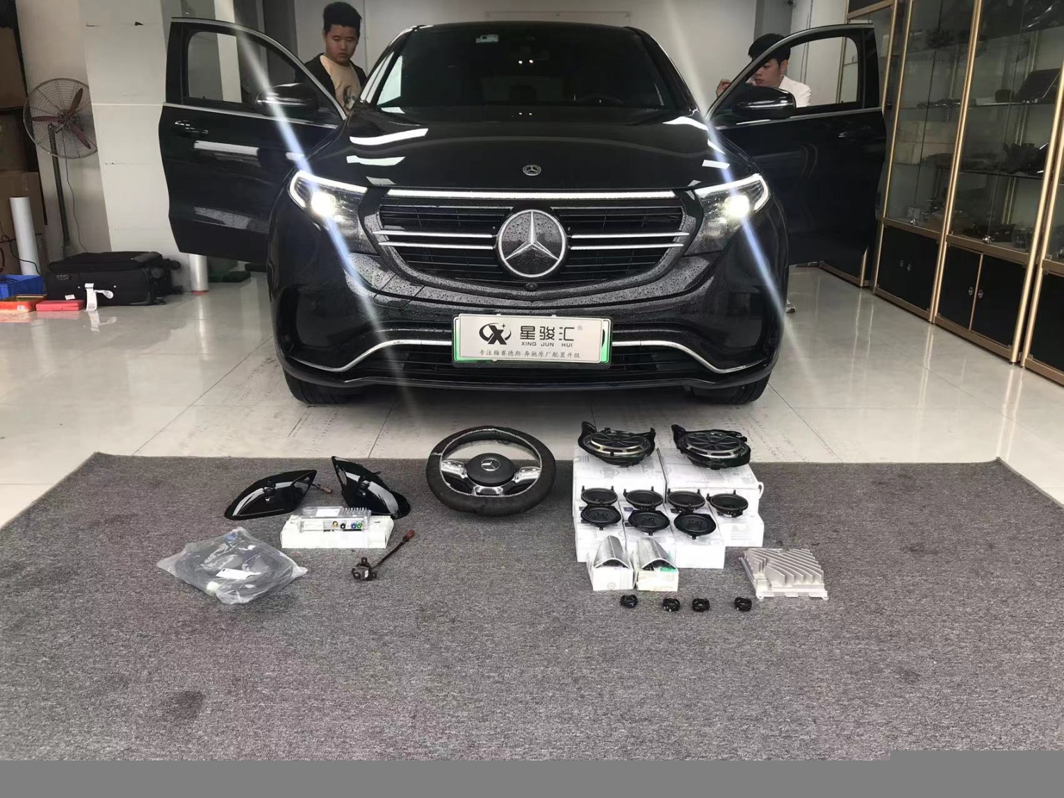 21款奔馳EQC350升級原廠360全景影像四個高配攝像頭