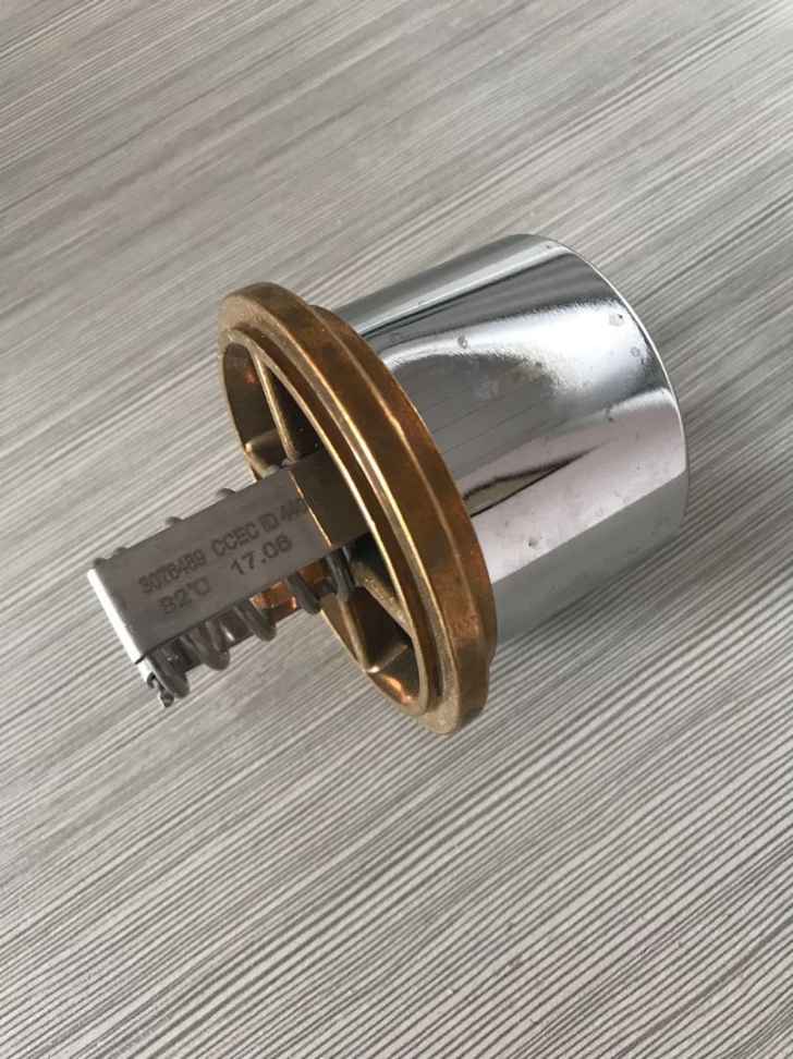 6C8.3康明斯節(jié)溫器3940632&5284903