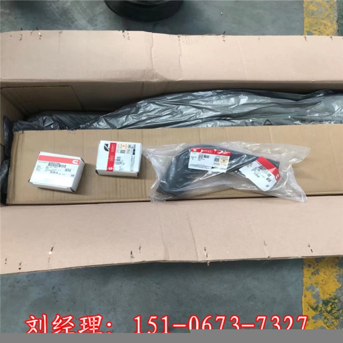 船用康明斯配件水管接頭3092155螺栓3093742