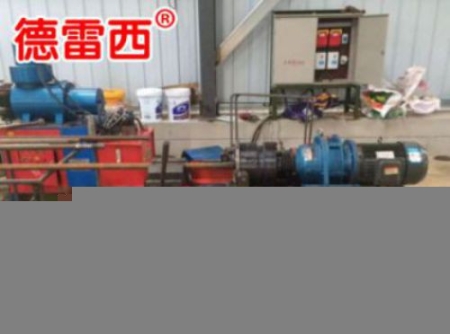 梯形螺紋滾絲機