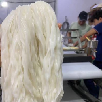 慧隆專注研發(fā)自動河粉機、腸粉機 食品加工機械研發(fā)的大型生產(chǎn)