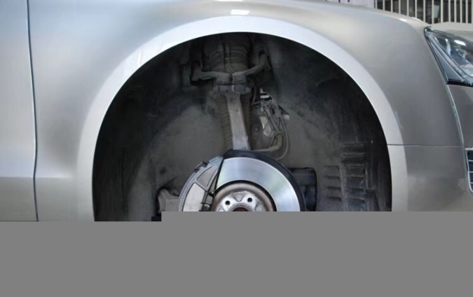 奧迪A8L升級剎車制動性能提升意大利BREMBOGT大六活塞剎車套裝