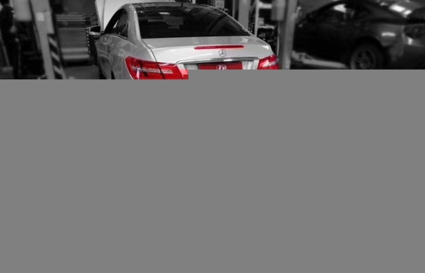 奔馳E系改裝德國原裝進(jìn)口AMG前六后四剎車套裝輪轂避震剎車盤