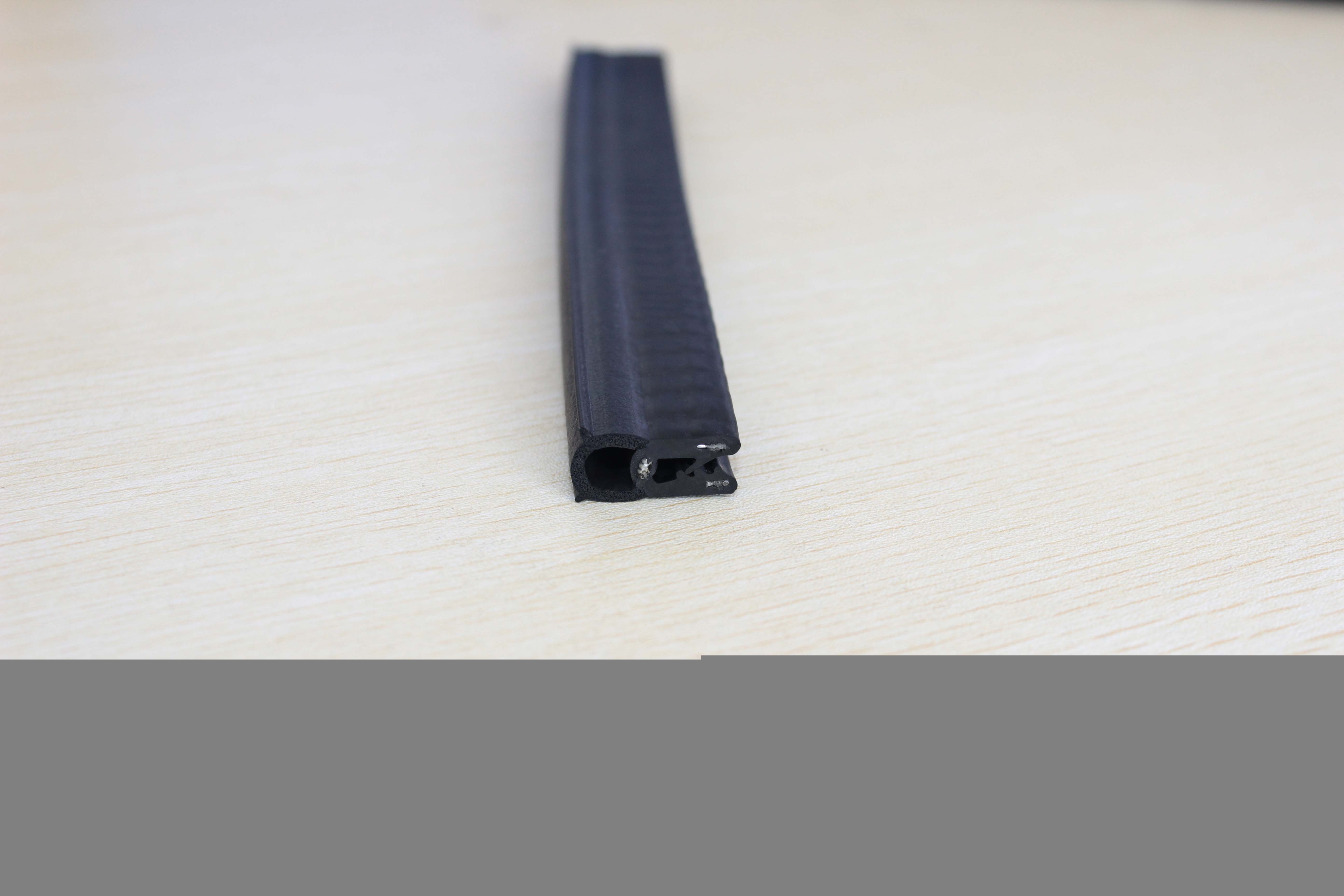 汕頭鋼絲機(jī)柜用密封條價(jià)格