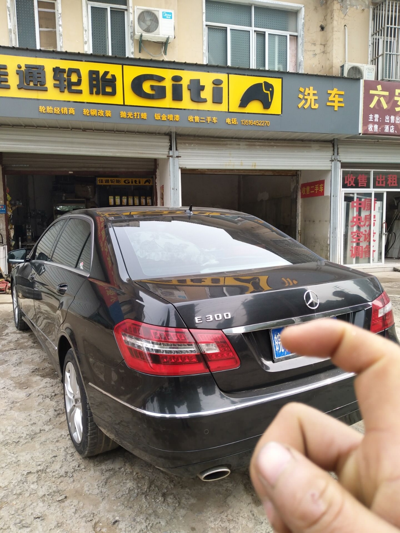 蕪湖附近汽車電瓶專賣店上門換電瓶救援電話