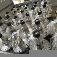 徐工寬體礦用車配件
