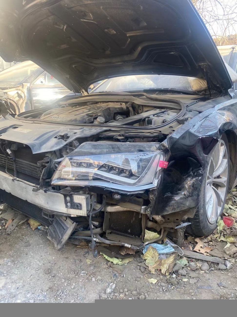 奧迪A8全車件拆車件