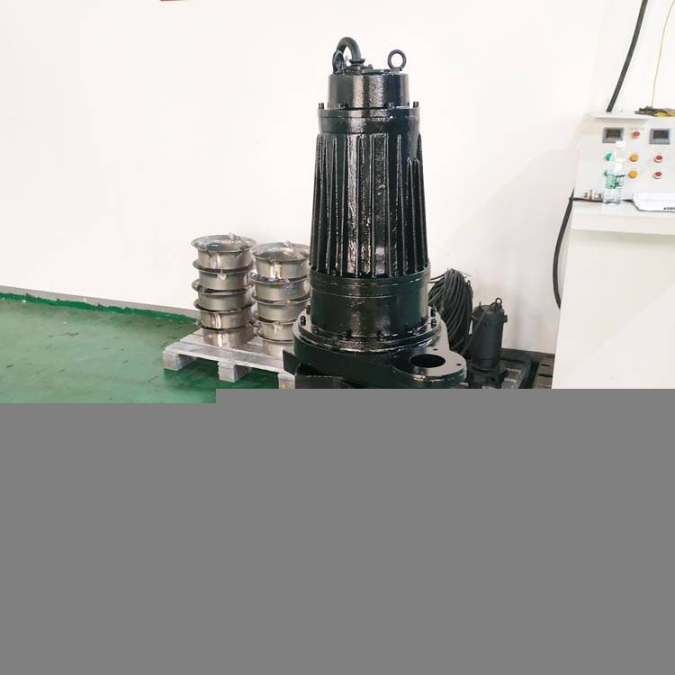 離心曝氣機(jī)QXB15kw潛水沉底式曝氣泵污水處理增氧原理