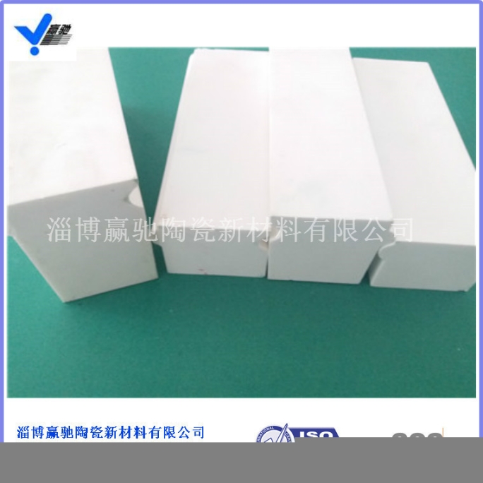 秦皇島贏馳球磨機鑲襯氧化鋁耐磨陶瓷襯磚施工