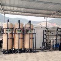 深圳工業(yè)純水機(jī)濟(jì)寧飲料反滲透設(shè)備全自動(dòng)去離子水設(shè)備
