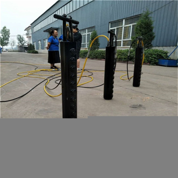 雙橋山區(qū)礦山開采巖石用巖石劈裂機(jī)操作視頻