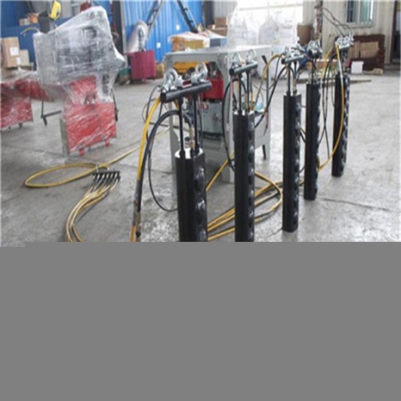 銅川鐵路修建破樁專用劈裂機(jī)-規(guī)格尺寸