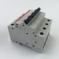 ABB空氣開關(guān)帶漏電保護(hù)器觸電2P63A家用小型斷路器帶漏?？臻_總閘