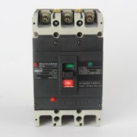 常熟CM1系列空氣開關(guān)塑殼斷路器 漏電保護(hù)器3P4P廠家直銷