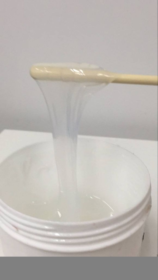 廠家直銷(xiāo)雙組份粘接牢固低溫快干耐水洗壓花硅膠印花材料