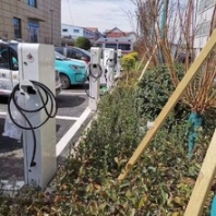 山西14KW交流充電樁生產(chǎn)廠家,7KW交流立柜式充電樁