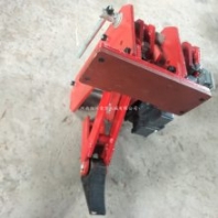 龍門吊用防風(fēng)鐵楔 行車軌道防護(hù)裝置 防風(fēng)保護(hù)器