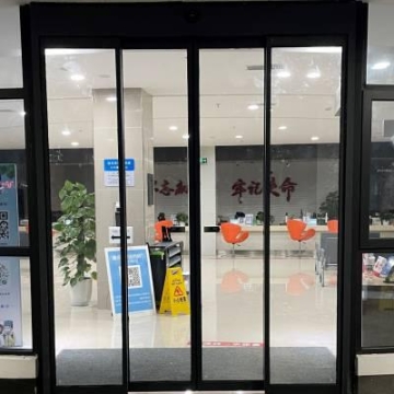 重慶型材門折疊門玻璃自動門電動門銷售安裝