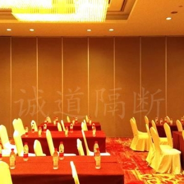 供應(yīng)酒店會(huì)議中心內(nèi)移動(dòng)折疊隔斷門