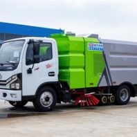 自走式掃地車