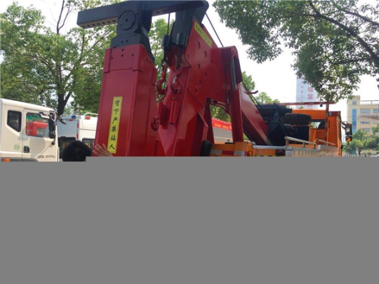 淄博市陜汽德龍清障車放心省心