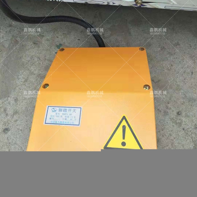 電機(jī)拆解機(jī)是回收再利用的環(huán)保節(jié)能設(shè)備液壓拉銅機(jī)