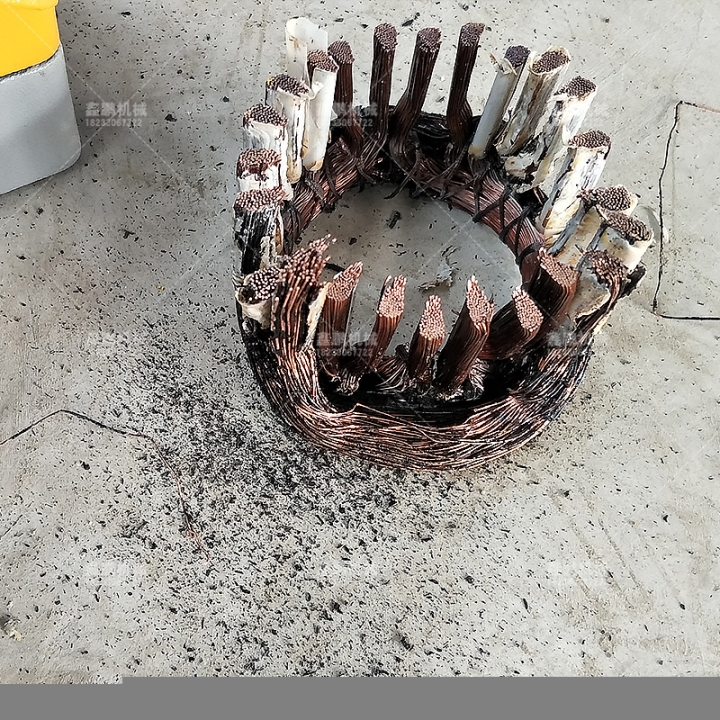 鑫鵬電機(jī)拆解設(shè)備系統(tǒng)控制采用PLC控制xp21廢舊電機(jī)拆解設(shè)備